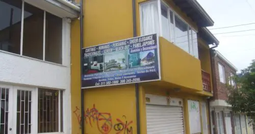 CORTINAS CALLE 12 CORTINAS CALLE 12